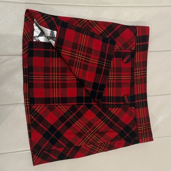 Fall 2007 LAMB Plaid Red and Black Women's Skirt - Picture 2 of 6